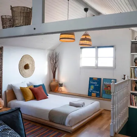 Holiday home La Nuit Etoilee - Maison D 'artiste -
